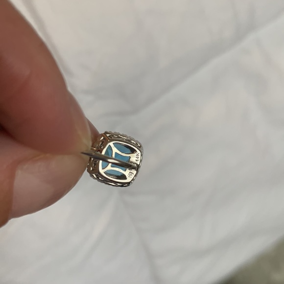 14K white gold with Topaz earrings and pendant set - Picture 3 of 7